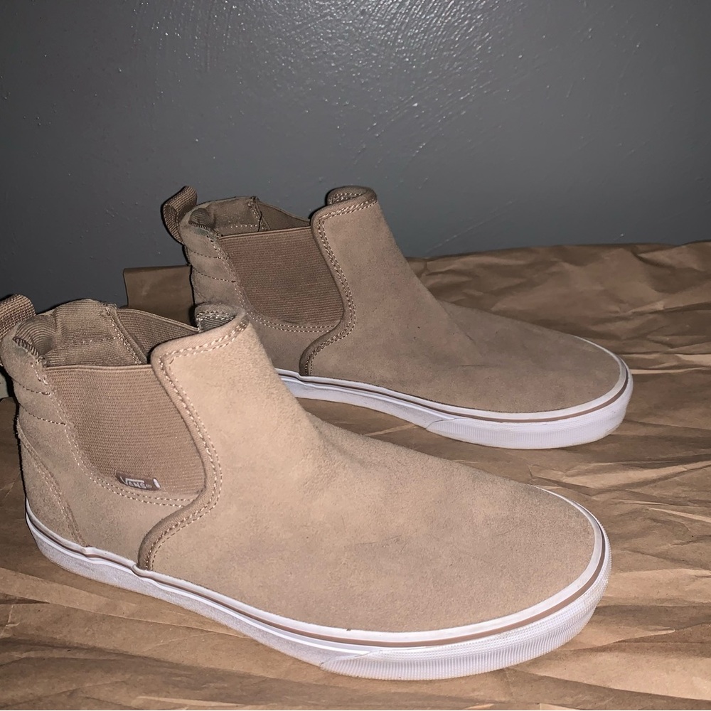 Vans Tan Slip-On